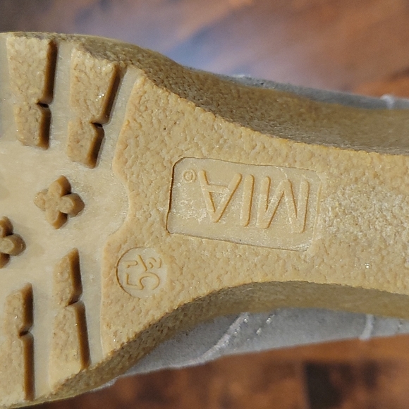 MIA Womens Ankle Boots Brown Faux Suede Lace Up - Picture 3 of 5